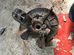 Volkswagen Beetle A5 2012-2018 RF Knuckle