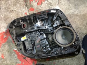 Volvo S90 V90 2017-On LR Door Regulator Motor