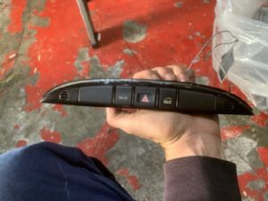 Jaguar XJ Series XJ6 Hazard Light Switch
