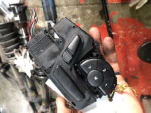 Mercedes-Benz R Class R-Class 2010-on RF Seat Switch