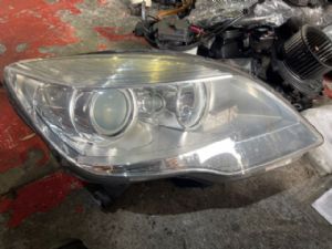 Mercedes-Benz R Class R-Class 2010-on R Headlight (HID)