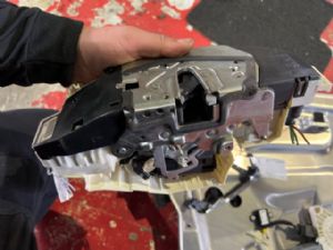 Mercedes-Benz S Class W221 FL 2012-2015 LF Door Actuator