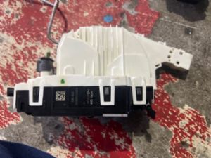 Mercedes-Benz GLA200 X156 2014-2016 RR Door Actuator