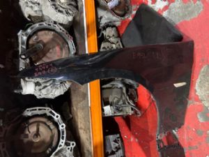 BMW 3 Series  325I E90 LF Guard/Fender