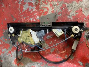 BMW 3 Series  325I E92 LF Door Regulator Motor