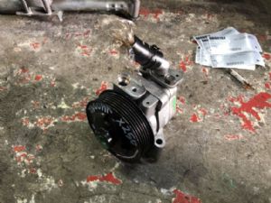 Jaguar XE Series X760 2015-2017 RF Door Actuator