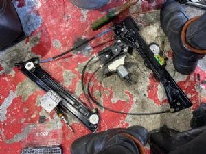 BMW 428i F36 2013 - 2016 LF Door Regulator Motor