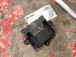 Jaguar XE Series X760 2015-2017 RR Door Control Module