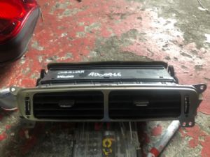 Jaguar X-Type X400 2007-2009 Dash Vent Surround Centre
