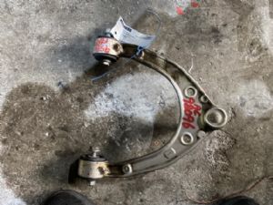 Porsche Cayenne 958 2011-2014 RF Upper Control Arm