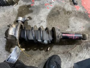Porsche Cayenne 958 2011-2014 LR Shock Absorber
