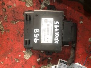 Porsche Cayenne 958 2011-2014 Voltage Stabilizer Module