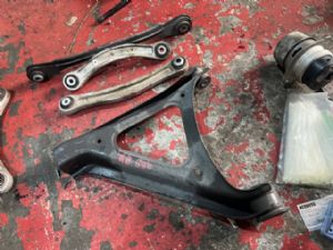 Porsche Cayenne 958 2011-2014 LR Lower Arm