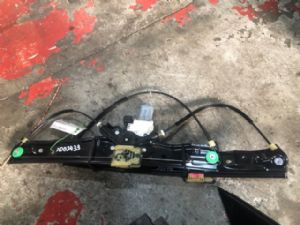 Land Rover Discovery Sport L550 2016-2018 RF Door Regulator Motor