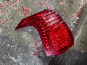 Peugeot 5008 2009 - 2016 L Tail Light
