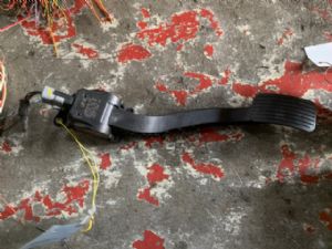 Peugeot 5008 2009 - 2016 Accelerator Pedal