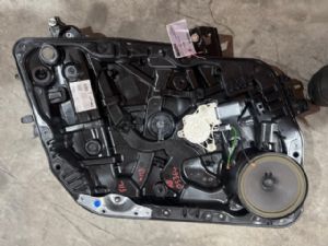 Mercedes-Benz CLA W118 2019-on LF Door Regulator Motor