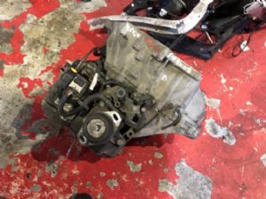 Peugeot 5008 2009 - 2016 Automatic Transmission
