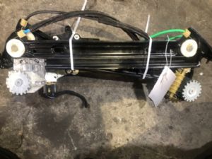 BMW 428i F32 2013 - 2016 RF Door Regulator Motor