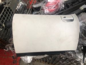 Mercedes-Benz R Class R-Class 2010-on Glove Box