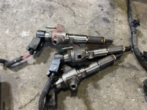 Peugeot 5008 2009 - 2016 Fuel Injector