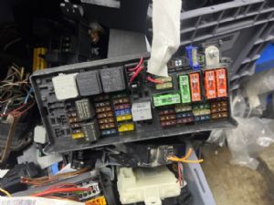 Mercedes-Benz R Class R-Class 2010-on Rear Fuse Box