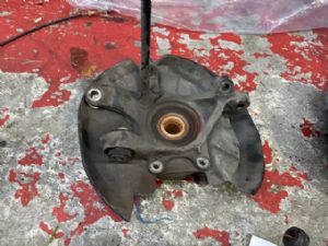 Mercedes-Benz E Class W124 1993-1995 RR Knuckle