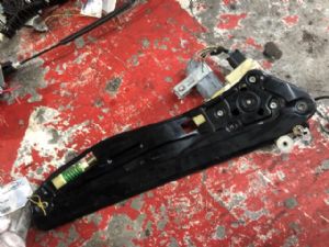 BMW 7 Series E66 730ii LR Door Regulator Motor