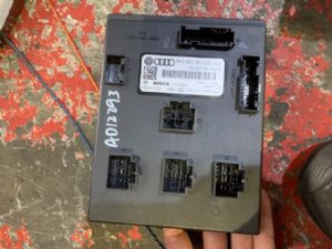 Audi Q5 8.5R 2013-2017 Comfort Control Module