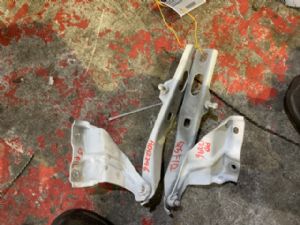 Audi Q5 8.5R 2013-2017 Bonnet Hinges (Set)