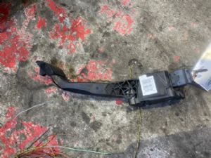 Peugeot 5008 2009 - 2016 Accelerator Pedal