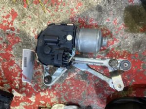 Peugeot 5008 2009 - 2016 Front Wiper Motor