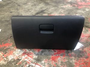 Peugeot 5008 2009 - 2016 Glove Box