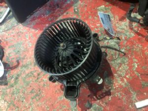 Peugeot 5008 2009 - 2016 Blower Motor