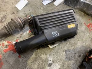 Mercedes-Benz GLC 250 C253 2015-2019 Air Cleaner Assembly EFI Air Box