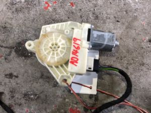 Mercedes-Benz GLC 250 C253 2015-2019 LF Door Regulator Motor