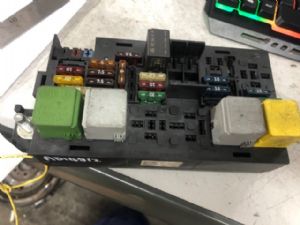 Mercedes-Benz R Class R-Class 2010-on Rear Fuse Box