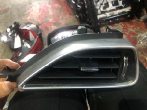 Jaguar F-Pace X761 2016-on Dash Vent Surround RH