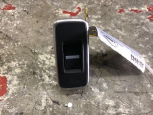 Jaguar F-Pace X761 2016-on LR Window Switch
