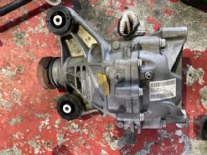 Jaguar F-Pace X761 2016-on Rear Diff Assembly