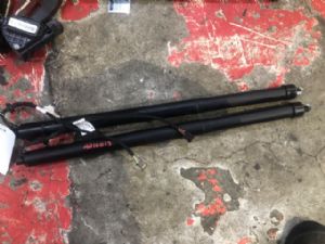Jaguar F-Pace X761 2016-on Tailgate Struts (Set)