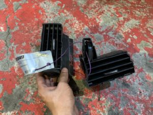 Citroen C5 C5 Dash Vent Surround Centre