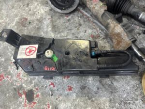 Peugeot 5008 2009 - 2016 AdBlue Tank