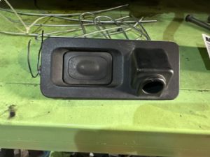 Jaguar F-Pace X761 2016-on Tailgate Handle Outer