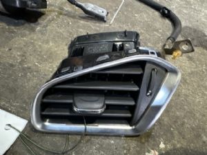 Citroen DS4 NX 2015-2018 Dash Vent Surround LH