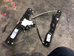 Jaguar XE Series X760 2015-2017 RF Door Regulator Motor