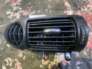 Mercedes-Benz CLC W203 2008-2011 Dash Vent Surround LH