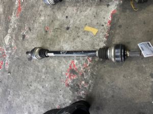 Porsche Cayenne 958 2011-2014 LR Driveshaft