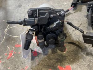 Peugeot 5008 2009 - 2016 Fuel Filter Primer Pump