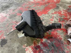 Ford S-Max Titanium 2012-2015 Air Cleaner Assembly EFI Air Box
